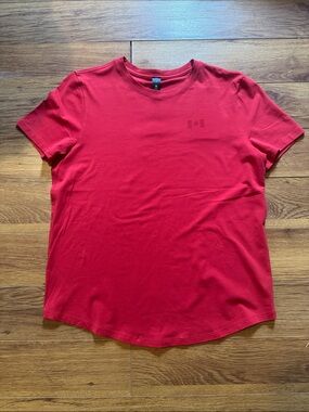 Lululemon athletica Women’s Red LOVE Crew Neck Short Sleeve Tee